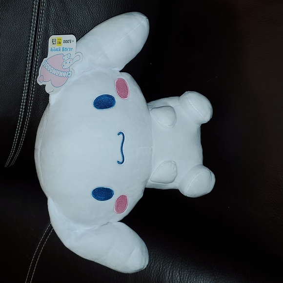 Cinnamoroll 10" plush NWT - Picture 1 of 2